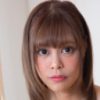 綾波リオ 配達員を玄関で喰っちゃう淫乱妻